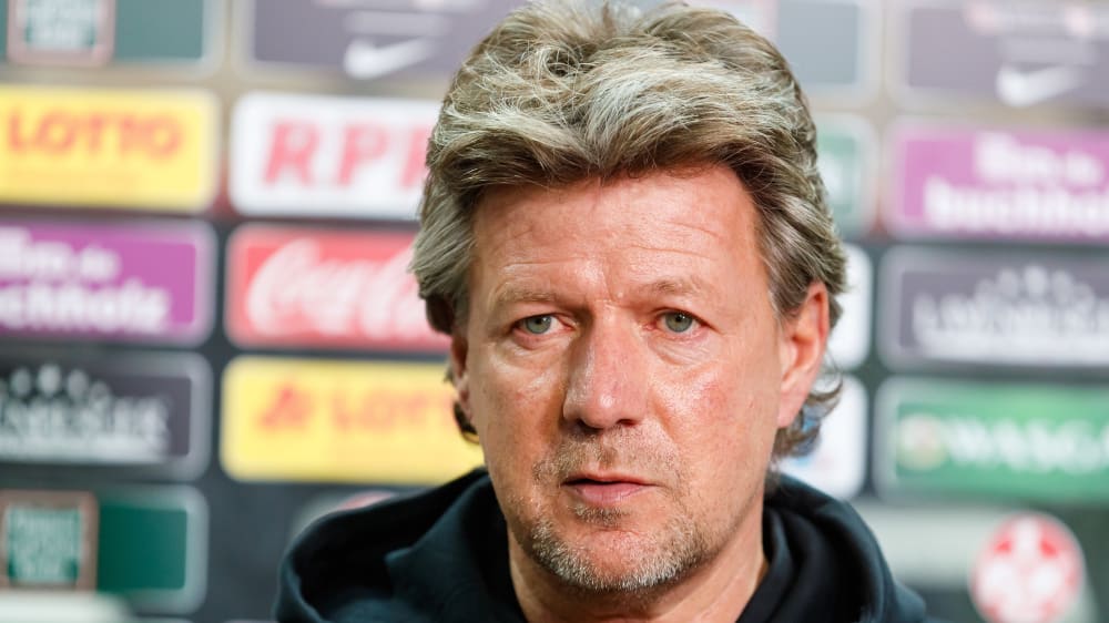 Für Kaiserslauterns Coach Jeff Saibene zählte am Ende nur der Sieg gegen Lübeck.