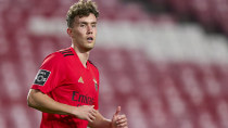 Luca Waldschmidt blickt auf seine erste Zeit bei Benfica zurück.