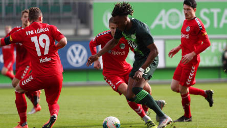 Lübeck (Tabellenerster) und Wolfsburg II (Zweiter) werden wohl ein direktes Duell um den Aufstieg spielen.