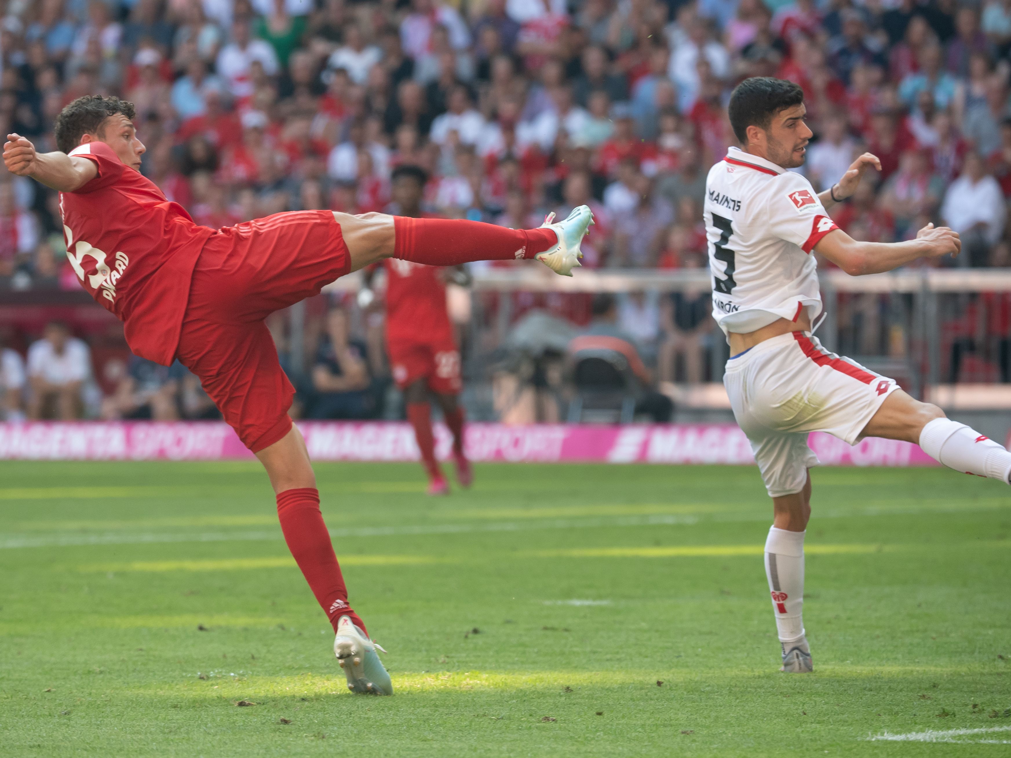 Benjamin Pavard trifft zum 1:1.
