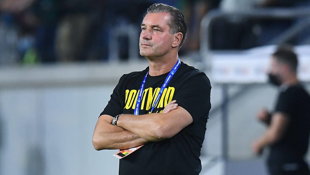 Sieht ungeklärte Fragen vor dem Start der Champions-League-Saison: BVB-Sportdirektor Michael Zorc.