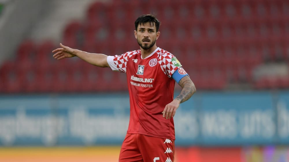 Auf seine Kommandos müssen die Nullfünfer gegen Freiburg verzichten: Kapitän Danny Latza ist nach seiner fünften Gelben Karte gesperrt.