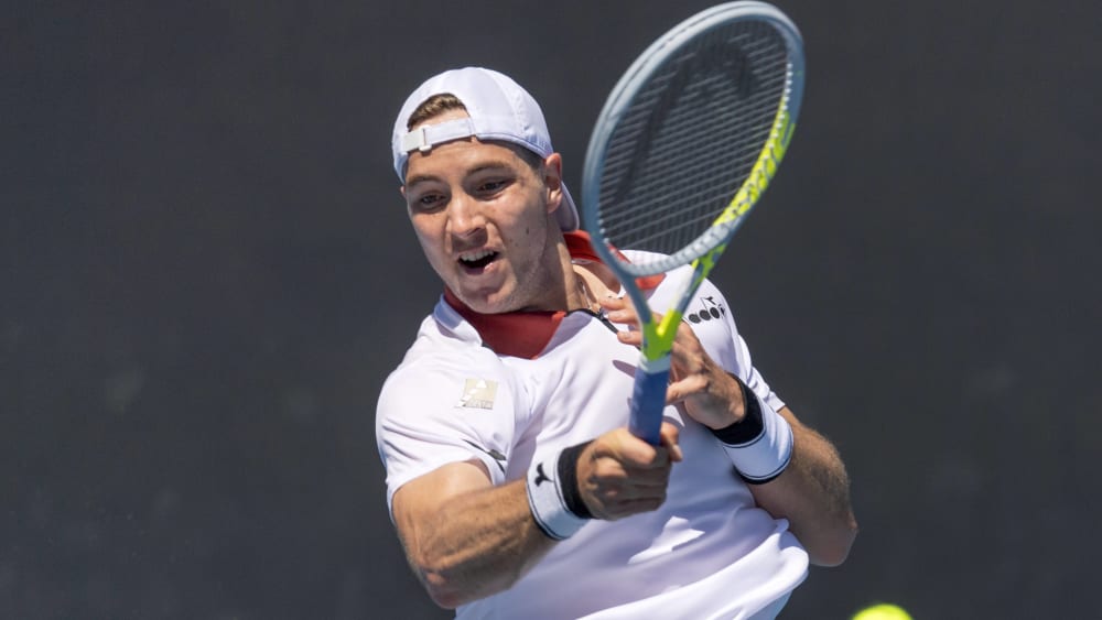 Starke Nerven auf Sardinien: Jan-Lennard Struff.