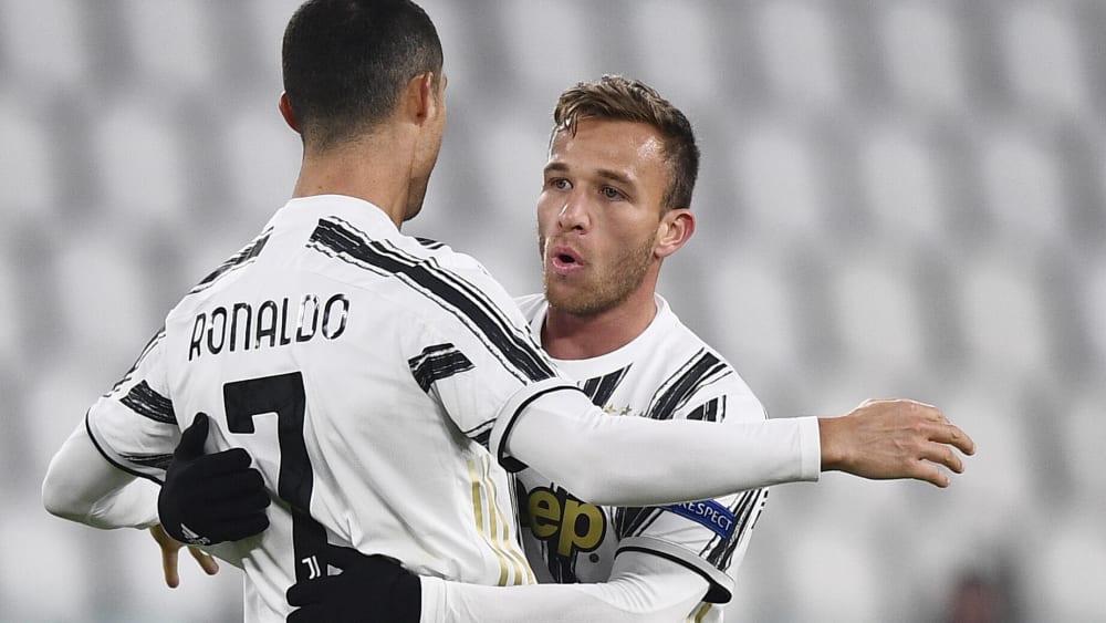 Der eine trifft (Cristiano Ronaldo), der andere zeigt noch nicht alles: Arthur "muss noch lernen".
