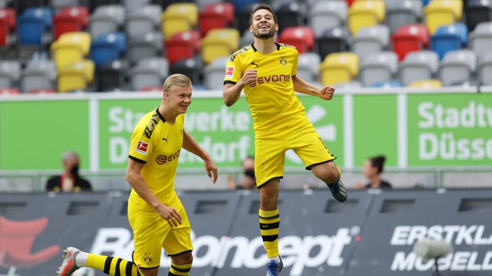 Guerreiros (r.) Tor zählte nicht, Haalands (l.) in der Schlussminute schon.