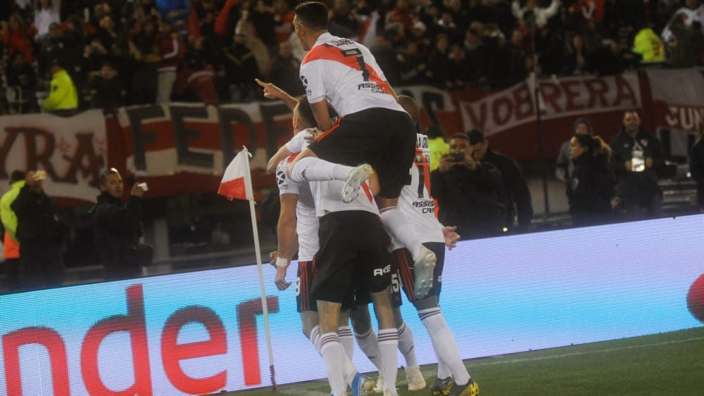 Obenauf: River Plate gewann den Superclasico mit 2:0.