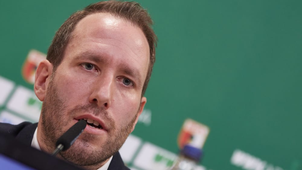 Ist Geschäftsführer des FC Augsburg: Michael Ströll.