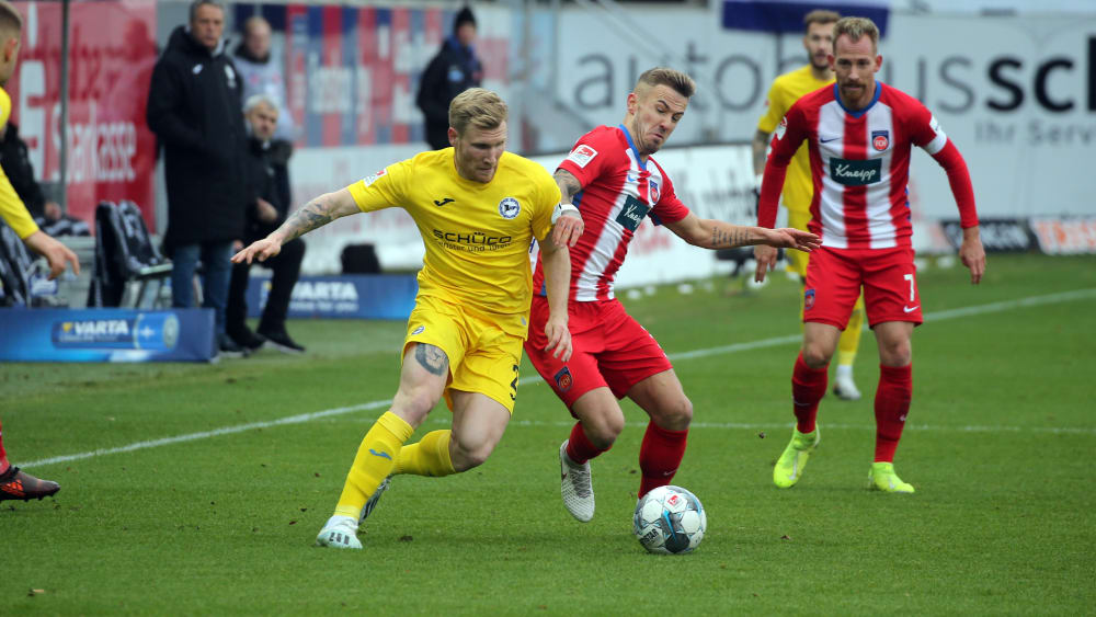 Voglsammer (l.) im Duell mit Dorsch