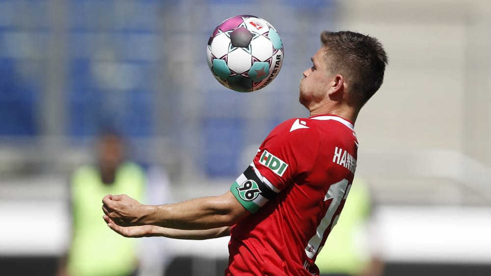 Sieg über Kerkrade: 96-Kapitän Dominik Kaiser.
