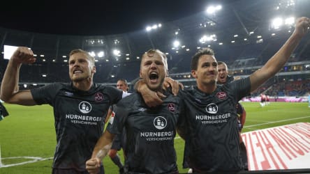Starke Leistung: Die Nürnberger Hanno Behrens, Johannes Geis und Georg Margreitter (v.l.) jubeln.