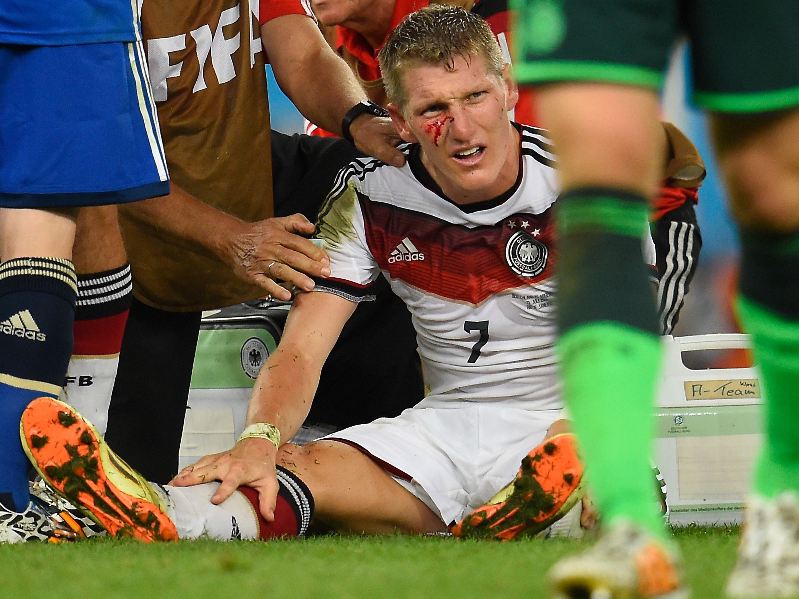 Bastian Schweinsteiger blutend im Maracana