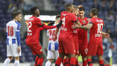 Leverkusen bejubelt das 1:0 durch Lucas Alario