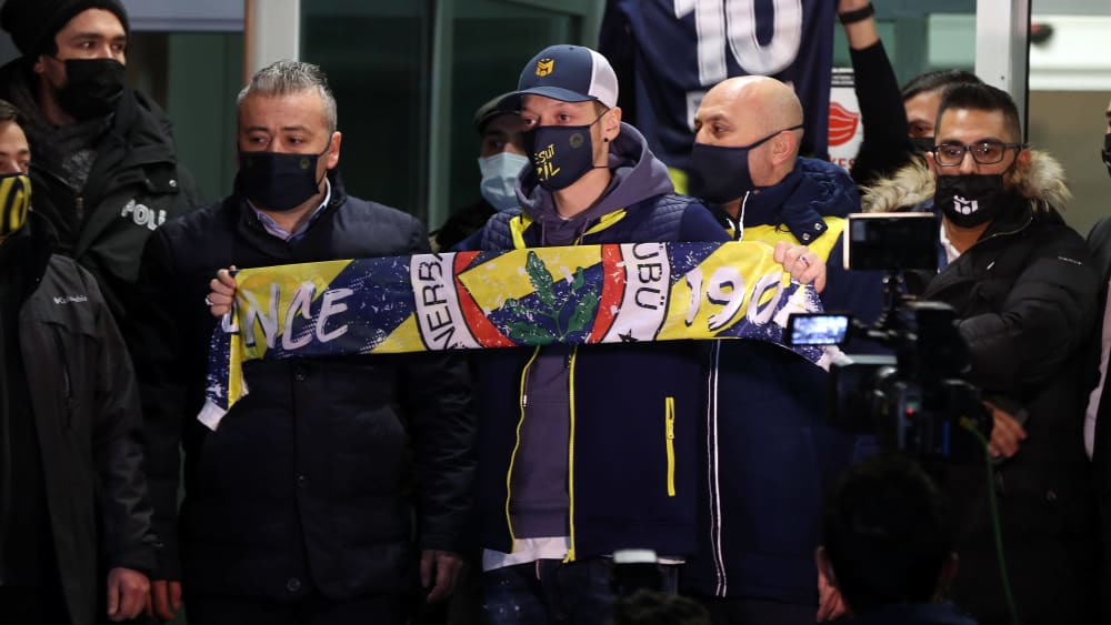 Angekommen in Istanbul: Mesut Özil sucht sein Glück in der Türkei.