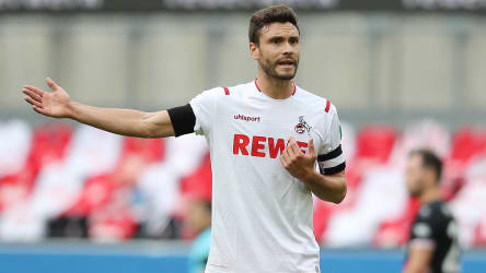 Kölns Kapitän Jonas Hector monierte das schlechte Passspiel.