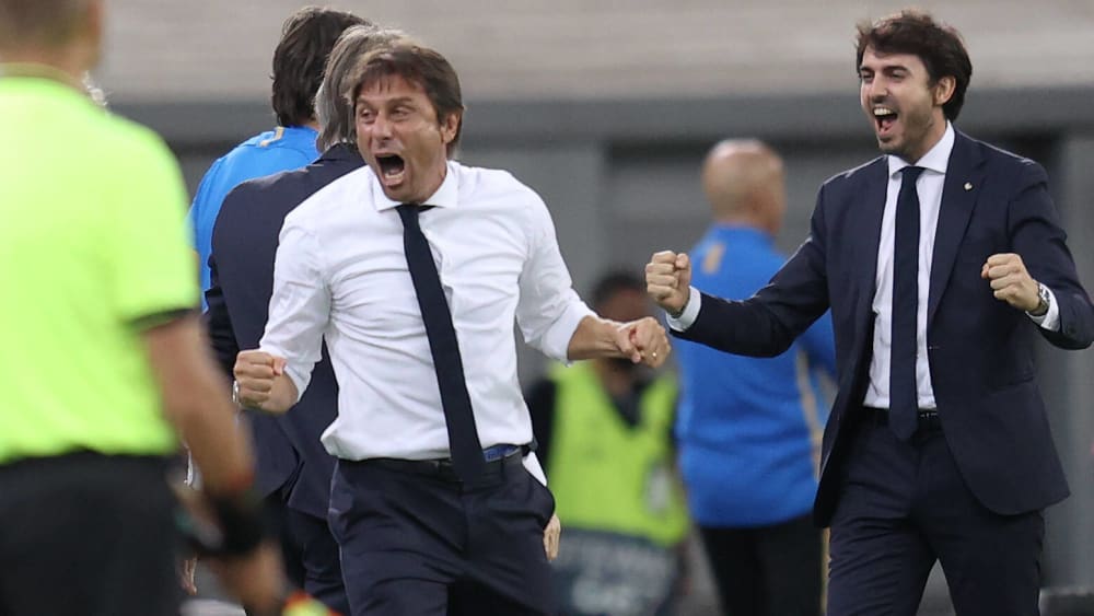 Antonio Conte zeigt sich wie so oft hochemotional an der Seitenlinie.