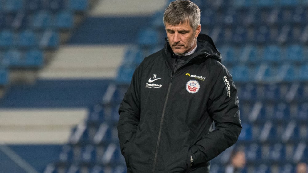 Rostocks Coach Jens Härtel ist mit der Punkte-Ausbeute im November alles andere als zufrieden.