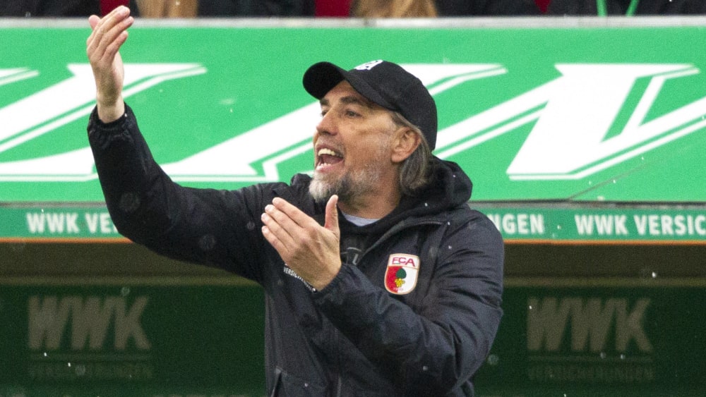 Will die Balance finden: FCA-Coach Martin Schmidt.