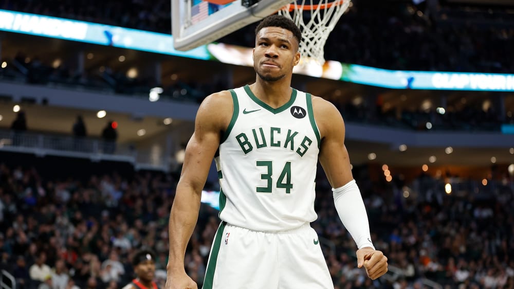 AbdulJabbar überflügelt Antetokounmpo stellt neuen ReboundRekord auf