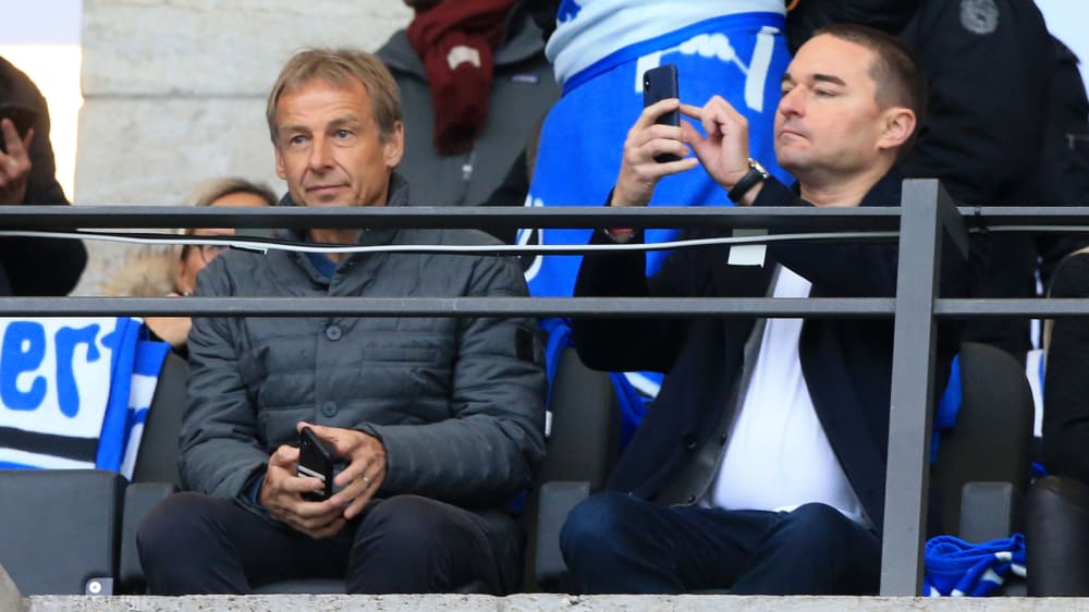Fortan nicht mehr auf der Berliner Tribüne zu sehen: Jürgen Klinsmann und Lars Windhorst.