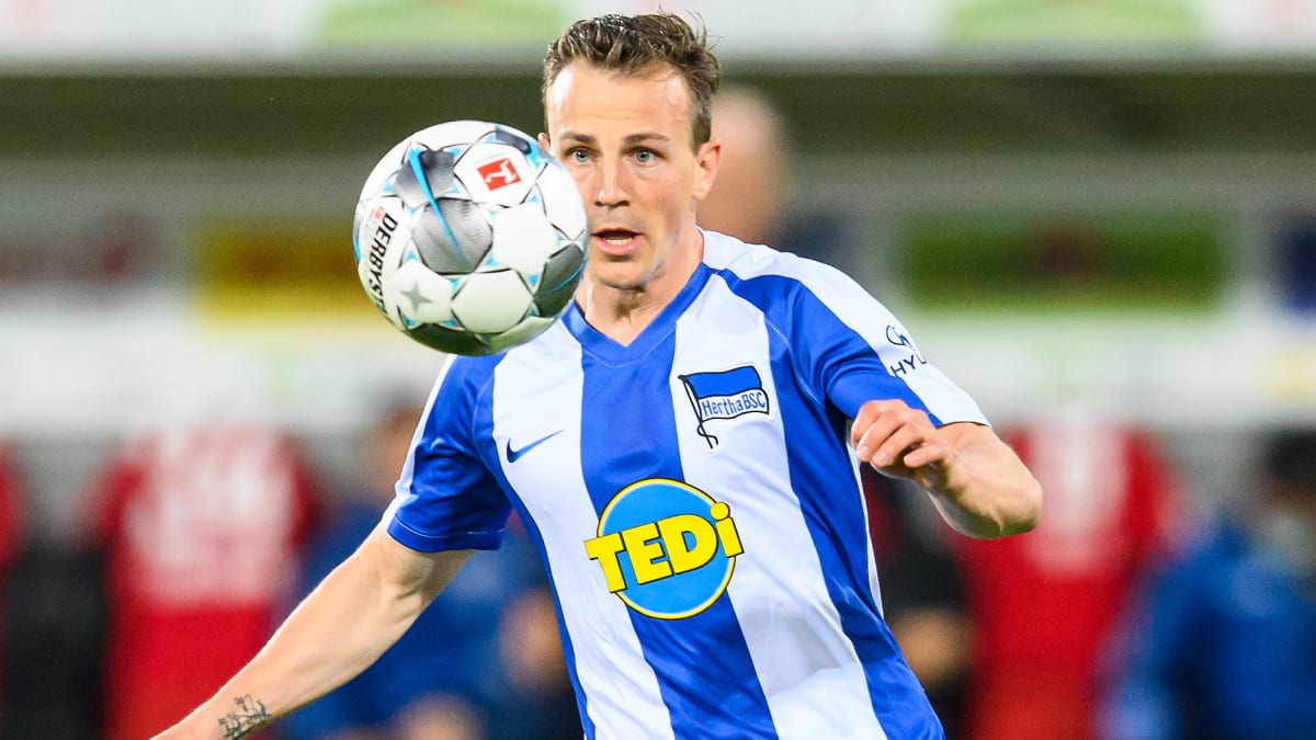Hertha Bsc Trikot / Trikot News: Trikots von Eintracht ...