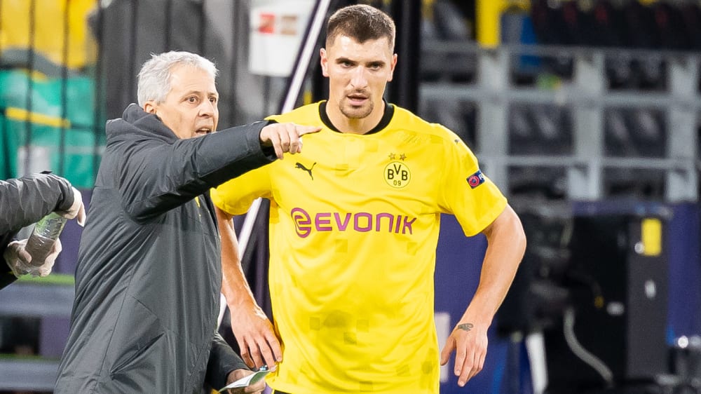 Inzwischen gibt es weitere Ansprechpartner für den BVB-Trainer: Lucien Favre mit Thomas Meunier.