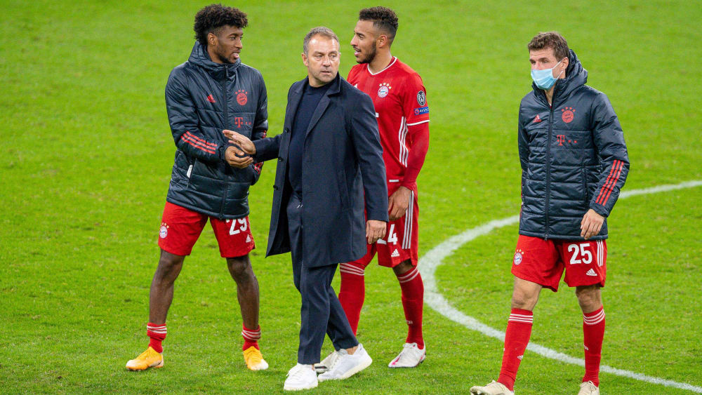 Hansi Flick und seine Spieler nach dem 4:0-Erfolg gegen Atletico Madrid.