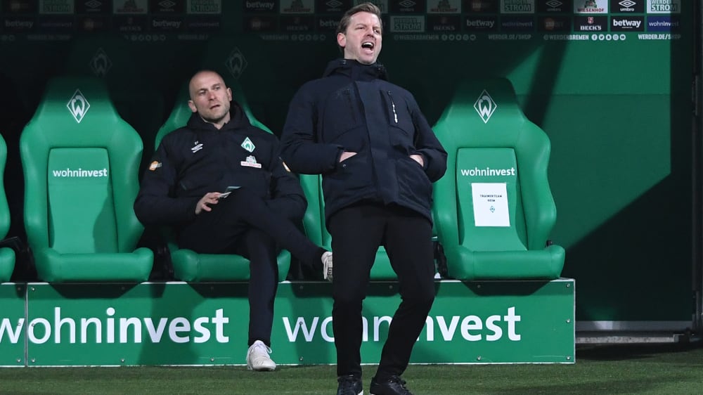 Zwei Matchbälle vor der Brust: Bremens Trainer Florian Kohfeldt.