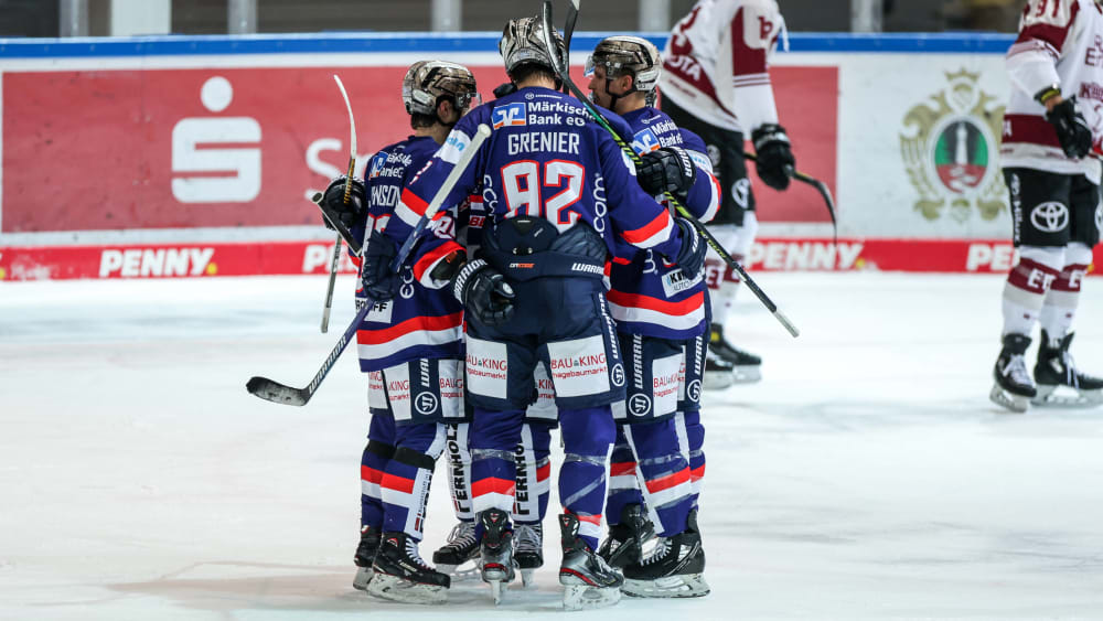 Überraschungsmannschaft und Spitzenreiter: Iserlohn Roosters.