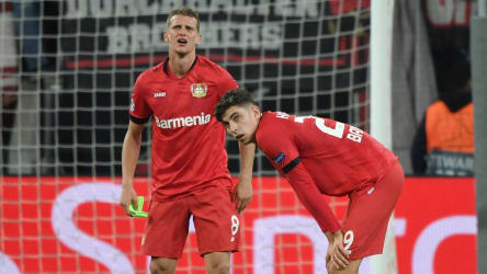 Leverkusens Kapitän Lars Bender (li.) glaubt an eine schnelle Entscheidung von Kai Havertz.