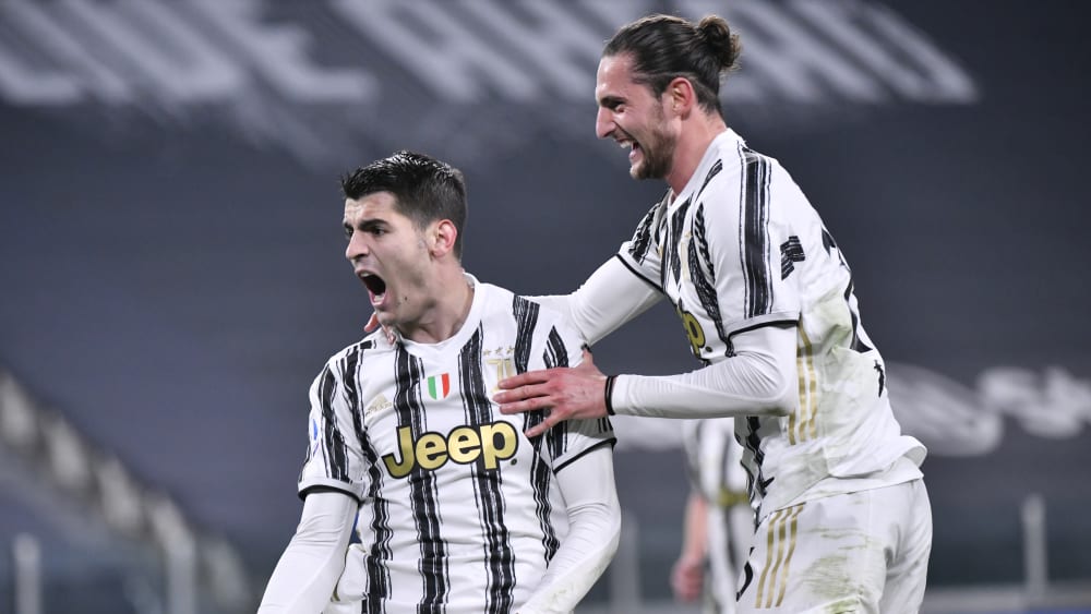 Alvaro Morata jubelt mit Adrien Rabiot über einen seiner beiden Treffer.