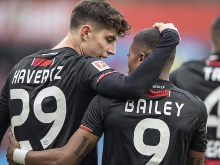 Kai Havertz (links) und Leon Bailey