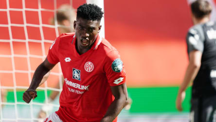 Taiwo Awoniyi steht wieder beim FC Liverpool auf der Payroll. Rückkehr nach Mainz nicht unwahrscheinlich.
