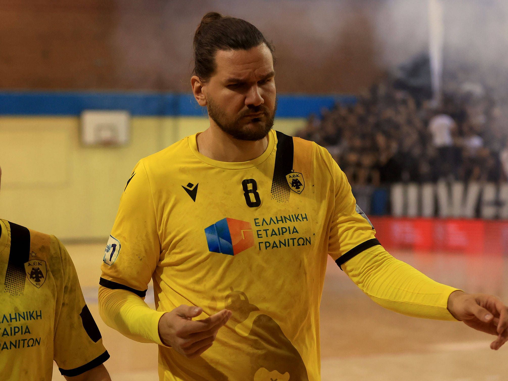 2016 European Champion Erik Schmidt aims for the handball triple in Greece
