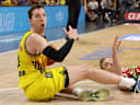 Justin Bean am Ball, Niels Giffey Basketball BBL Bundesliga Herren Play Off Finale 4.Spiel Saison 2025 2026 19.06.2026 ALBA Berlin vs. Bayern München *** Justin Bean with the ball, Niels Giffey, Sports, Basketball, BBL, Bundesliga, Mens Playoff Final Game 4, 2025-2026 Season, June 19, 2026, ALBA Berlin vs. Bayern Munich,detected_source_language