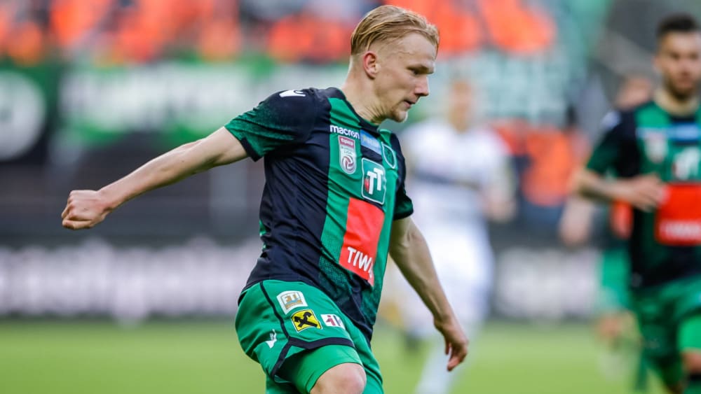 Läuft künftig in lila-weiß auf: Bryan Henning.