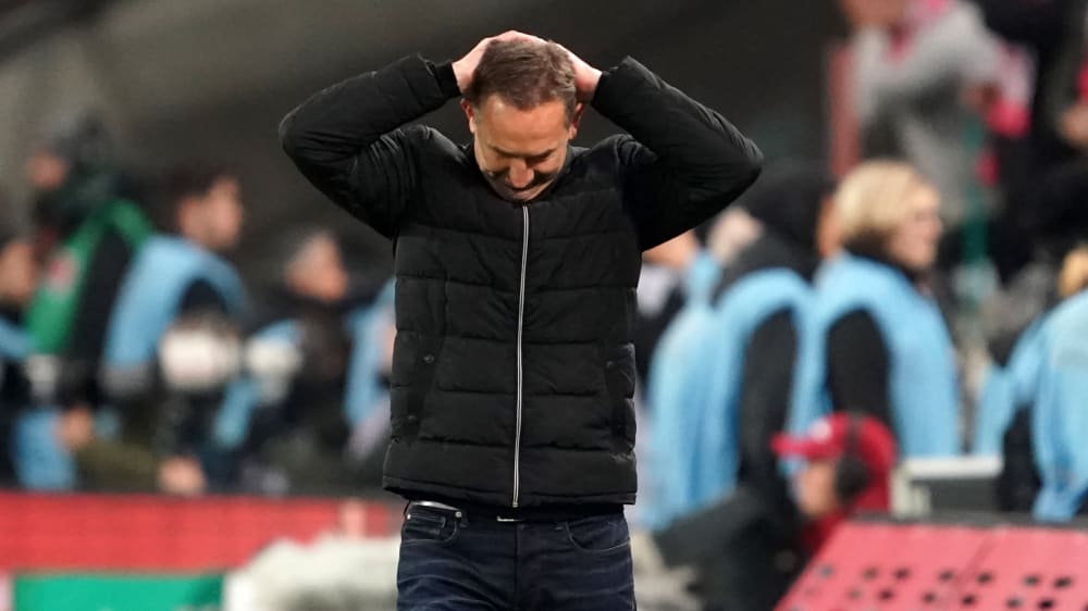 Seine Zeit beim Effzeh ist abgelaufen: Achim Beierlorzer ist nicht mehr Trainer des 1. FC Köln.