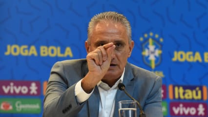 Auf Pressekonferenzen allein: Brasiliens Coach Tite.