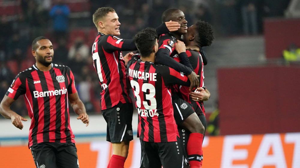 Young Leverkusen celebrate a 4-0 win against Betis.