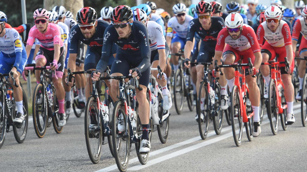 Alle Tests waren negativ, das Peloton rollt beim Giro planmäßig weiter.