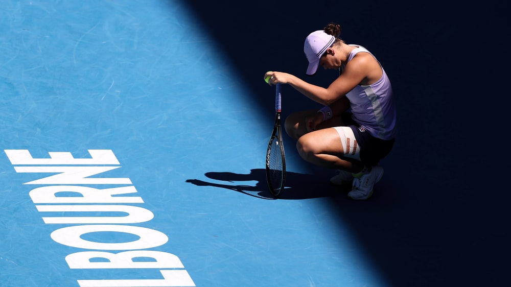 Geknickt: Ashleigh Barty.