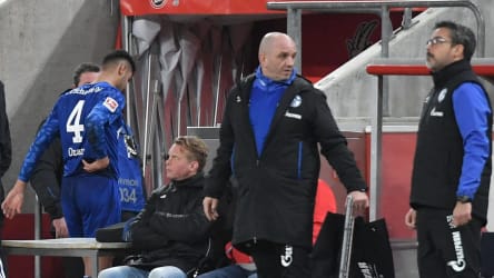 Ozan Kabak (links) und Trainer David Wagner gehören dem FC Schalke 04 an.