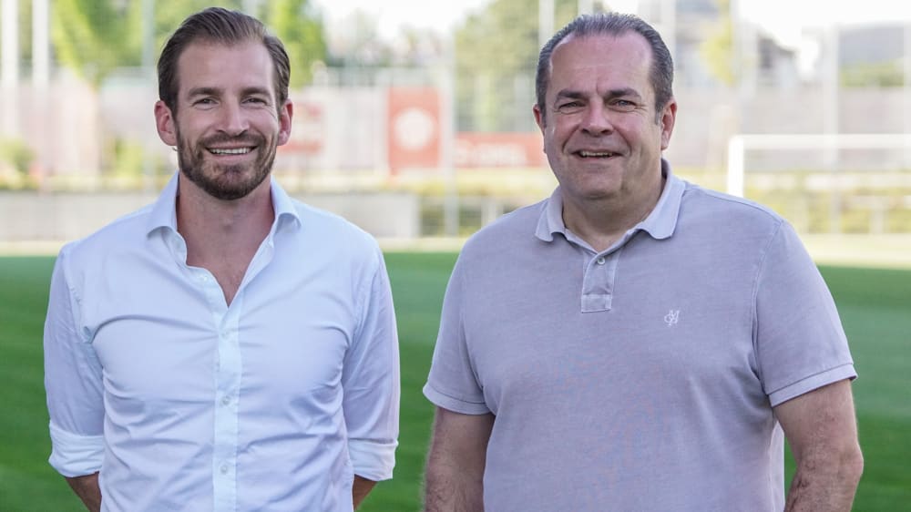 Sie werden in Mainz künftig ganz eng zusammenarbeiten: Der neue Junioren-Cheftrainer Jan Siewert (l.) und NLZ-Leiter Volker Kersting.