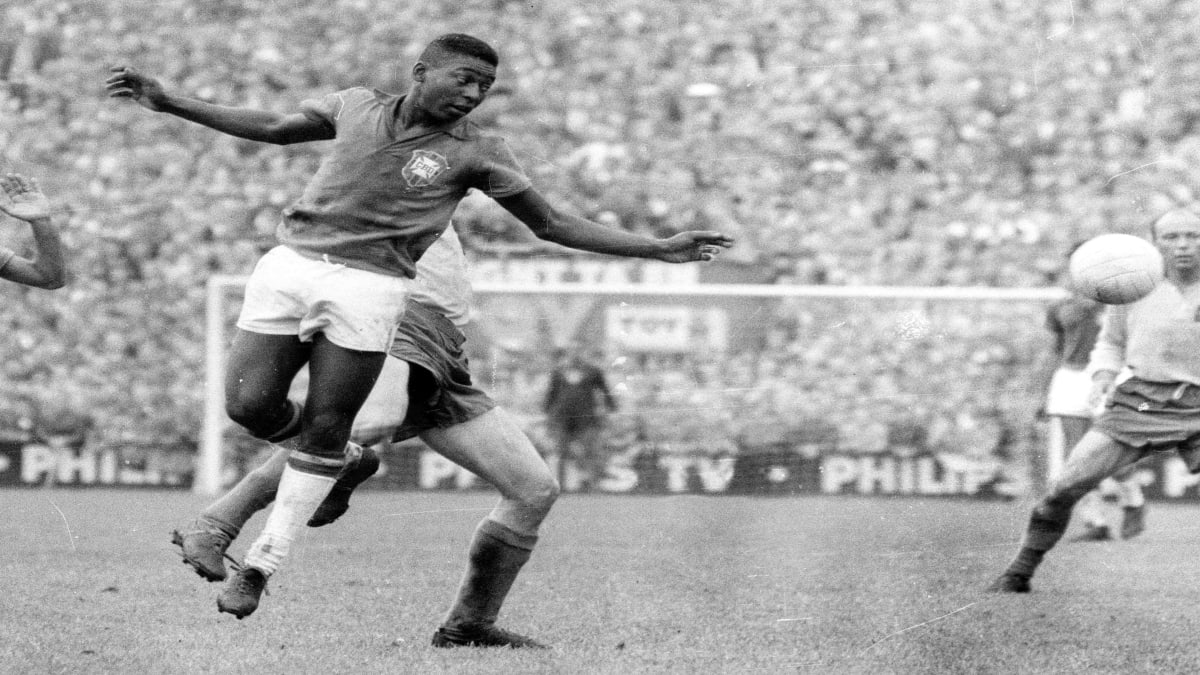 Fur Viele Der Beste Fussballer Aller Zeiten Konig Pele Kicker