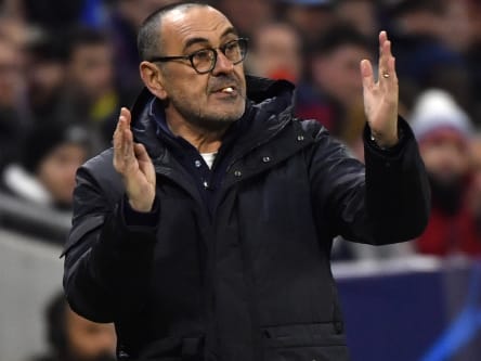 Maurizio Sarri ist Trainer von Juventus.