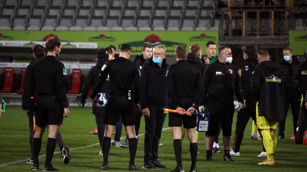 Mit Freiburg im Höhenflug: Christian Streich (Mi.).