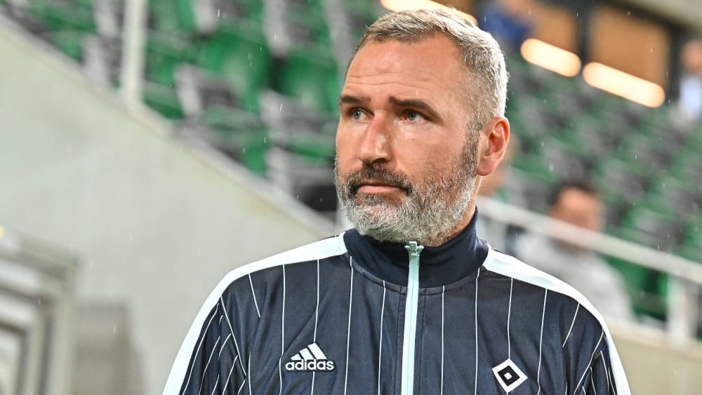 HSV-Coach Tim Walter kämpft gegen die frühen Rückstände an.
