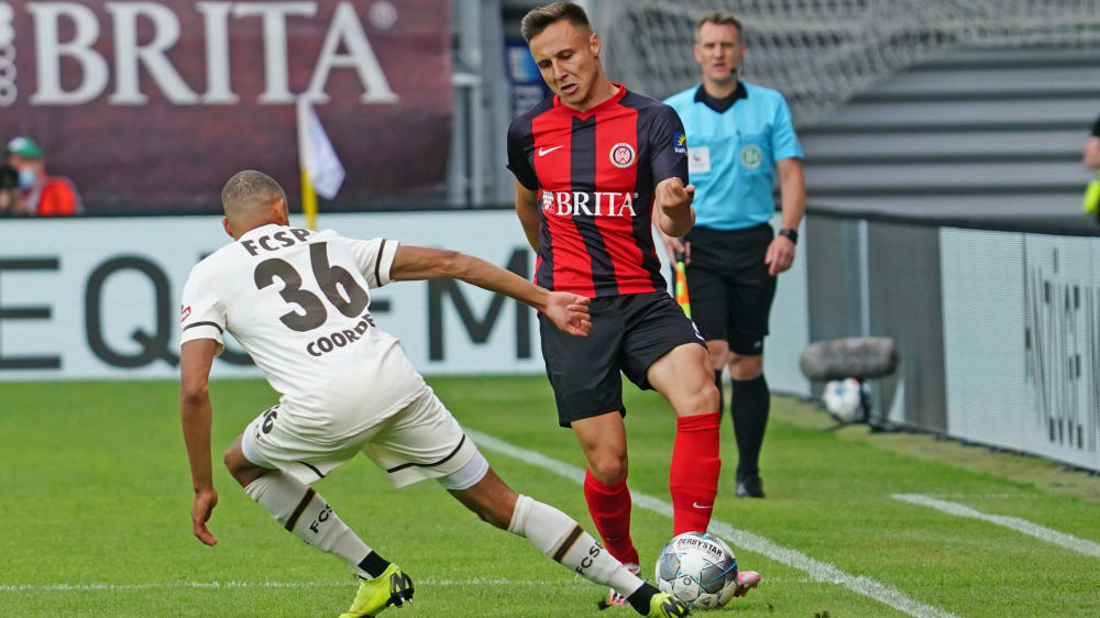 Dominik Franke verlässt Wehen Wiesbaden nach einer Saison wieder.
