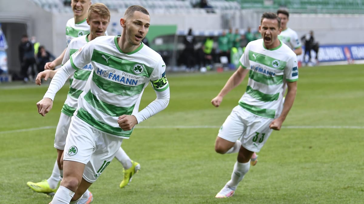 Zweitligist Spvgg Greuther Furth Verlangert Mit Hauptsponsor Kicker