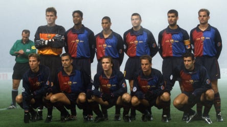 Der torhungrige FC Barcelona im Berliner Nebel.
