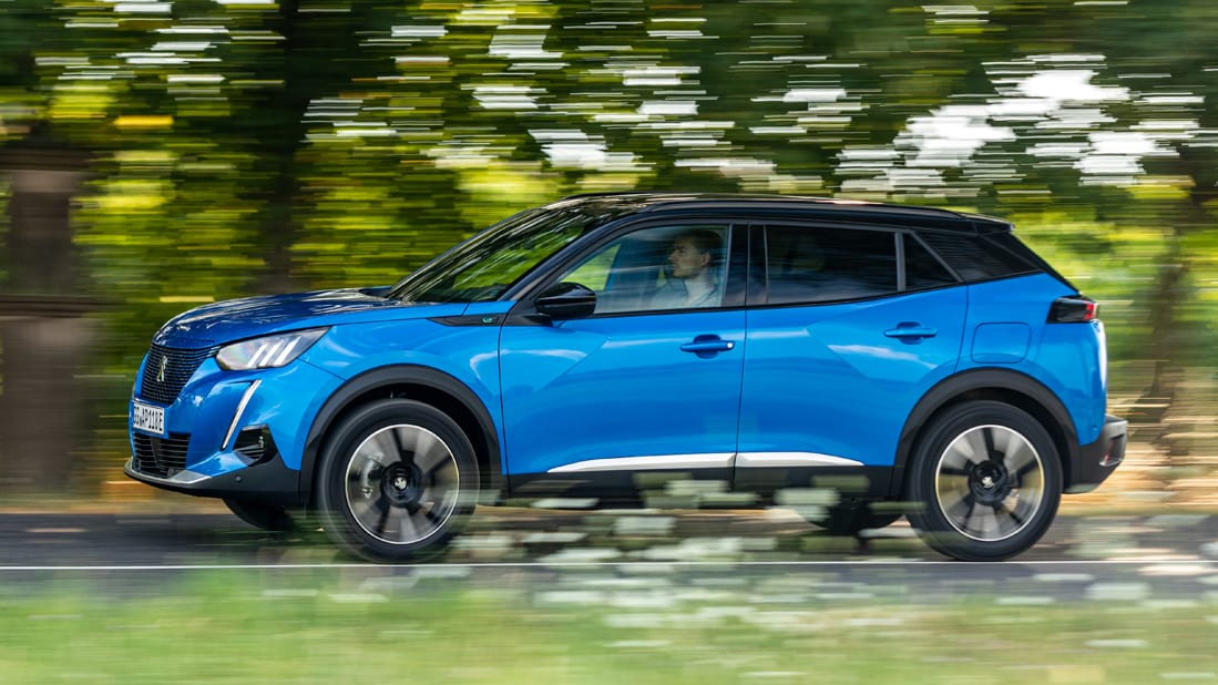 peugeot e 2008 mini suv mit elektroantrieb auto motorsport bildergalerie kicker